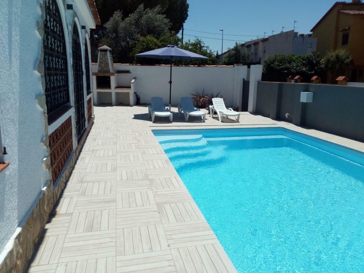 Villa Tarragona L'Escala Exterior foto